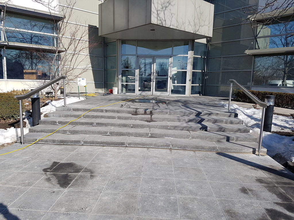 outdoor stainless steel railings